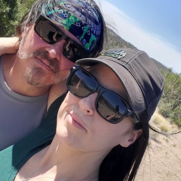 Meet your Posher, Dawn - Picture 1 of 3